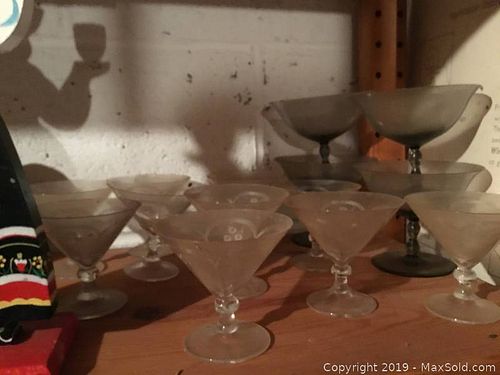 Lot #0002 (1 of 9)