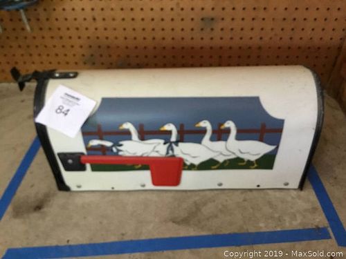 Lot #0084 (1 of 7)