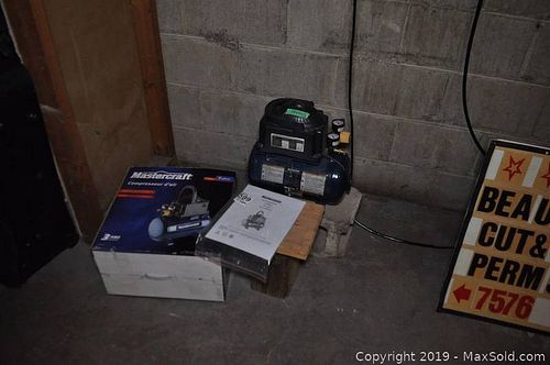 Lot #0599 (1 of 7)