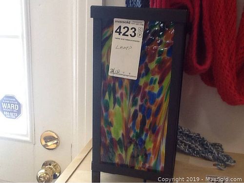 Lot #0423 (1 of 3)
