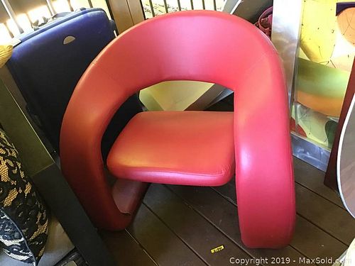 Lot #0083 (1 of 12)