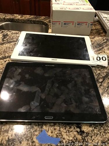 Lot #0100 (1 of 11)