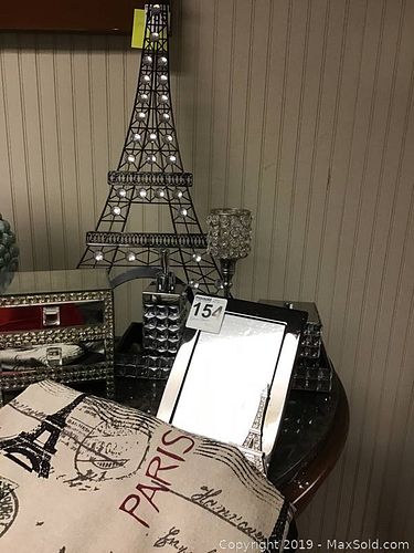 Lot #0154 (1 of 8)