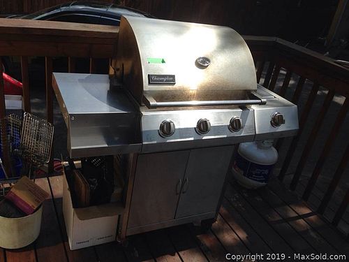 Lot #0491 (1 of 10)