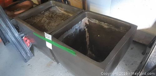 Lot #0502 (1 of 6)
