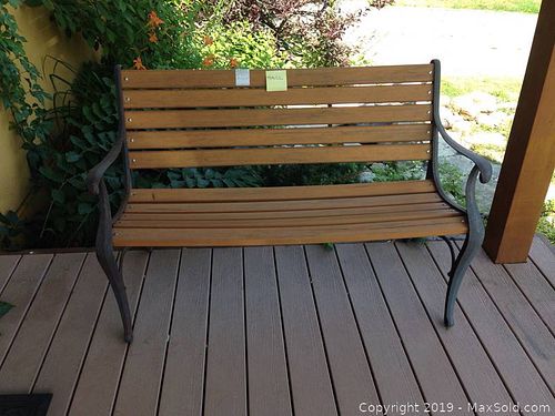 Lot #0562 (1 of 8)