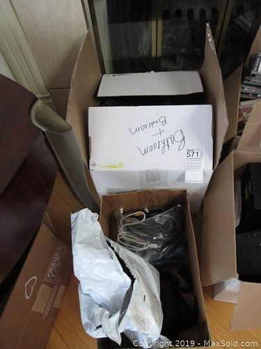 Lot #0571 (1 of 11)