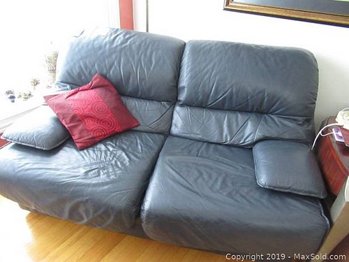 Lot #0572 (1 of 5)