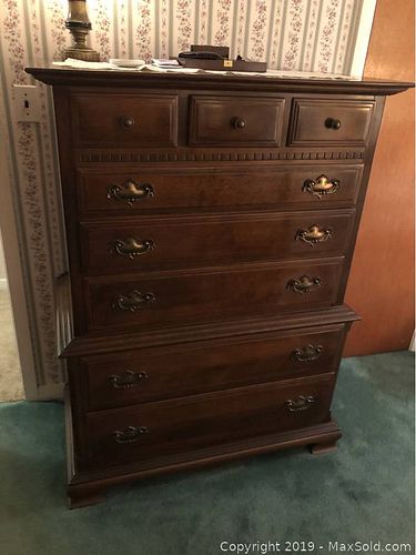 Lot #0076 (1 of 4)