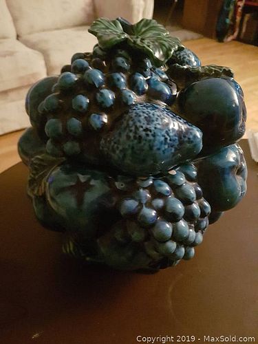 Lot #0042 (1 of 3)