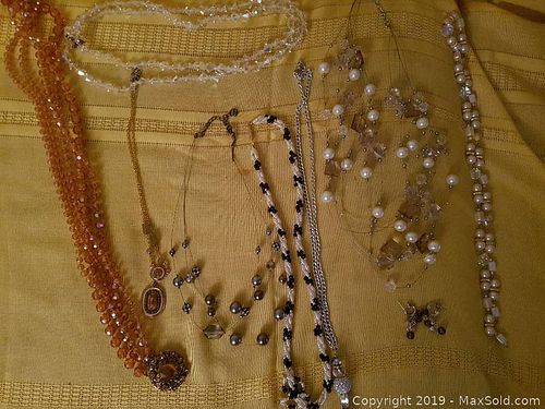 Lot #0203 (1 of 6)