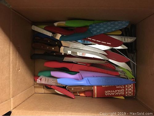Lot #0022 (1 of 4)