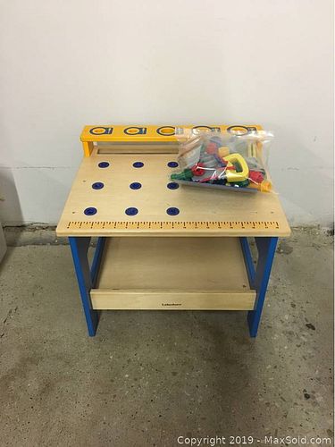 Lot #0032 (1 of 3)