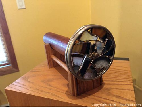 Lot #0132 (1 of 3)