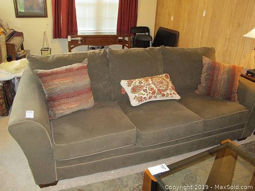 Lot #0151 (1 of 11)