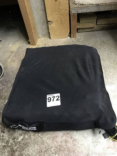 Lot #0972 (1 of 9)