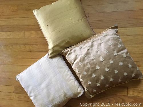 Lot #0036 (1 of 8)