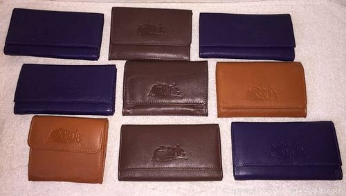 Lot #0008 (1 of 3)