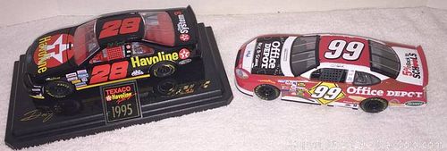Lot #0027 (1 of 4)