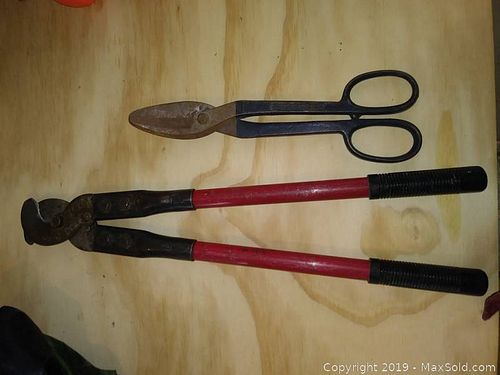 Lot #0012 (1 of 1)