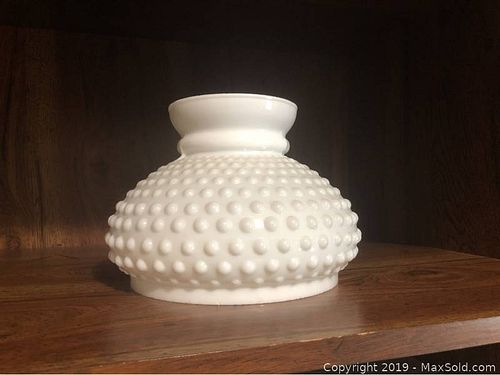 Lot #0089 (1 of 7)