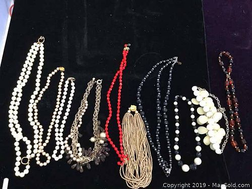 Lot #0100 (1 of 3)