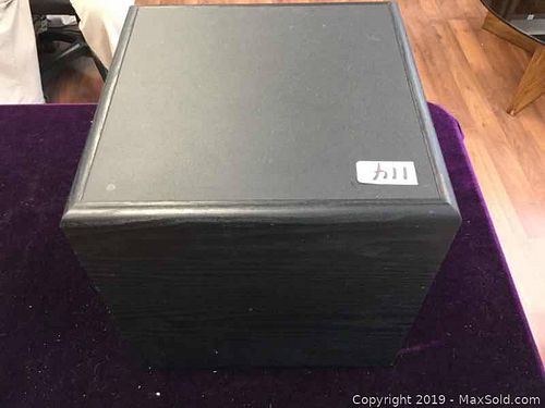 Lot #0114 (1 of 3)