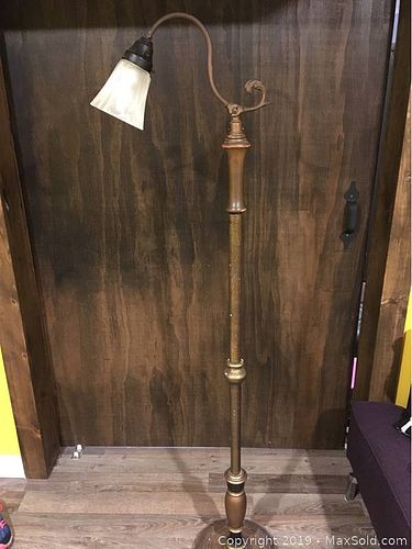 Lot #0015 (1 of 3)