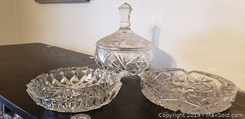 Lot #0018 (1 of 4)
