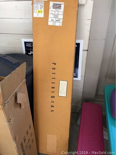 Lot #0287 (1 of 3)