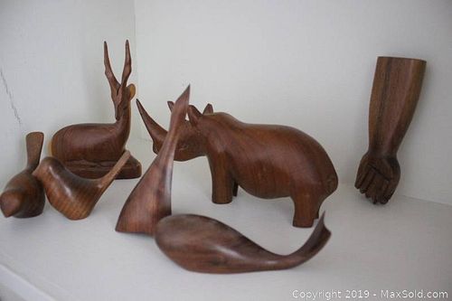 Lot #0563 (1 of 13)