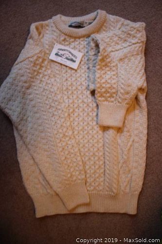 Lot #0610 (1 of 11)