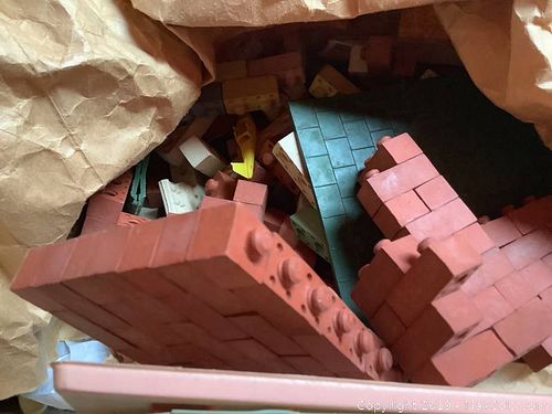 Lot #0230 (1 of 14)