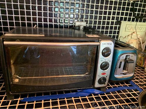 Lot #0541 (1 of 6)