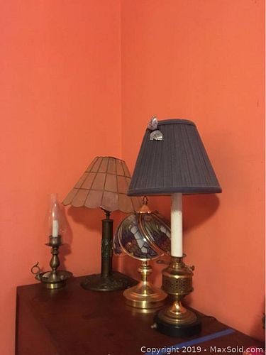 Lot #0590 (1 of 10)