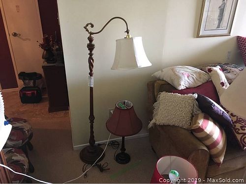 Lot #0376 (1 of 11)
