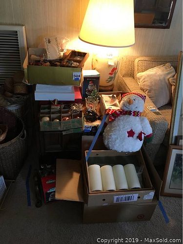 Lot #0504 (1 of 12)