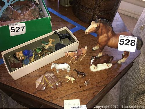 Lot #0528 (1 of 6)