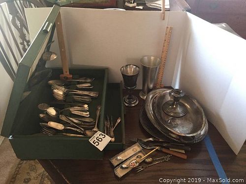 Lot #0563 (1 of 11)