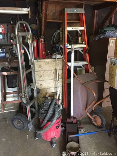 Lot #0634 (1 of 6)