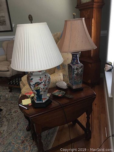 Lot #0900 (1 of 10)