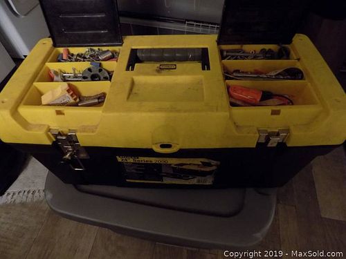 Lot #0140 (1 of 5)