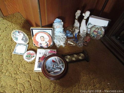 Lot #0780 (1 of 19)