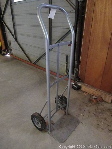 Lot #0822 (1 of 5)