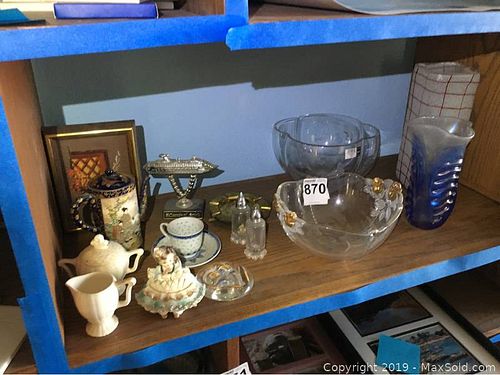 Lot #0870 (1 of 17)