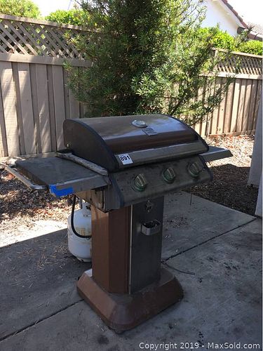 Lot #0891 (1 of 9)