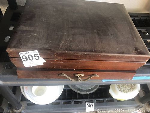 Lot #0905 (1 of 16)