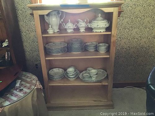 Lot #0054 (1 of 4)