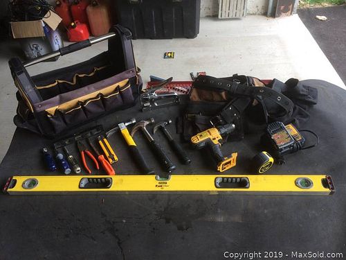 Lot #0066 (1 of 6)