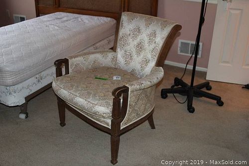 Lot #0083 (1 of 10)